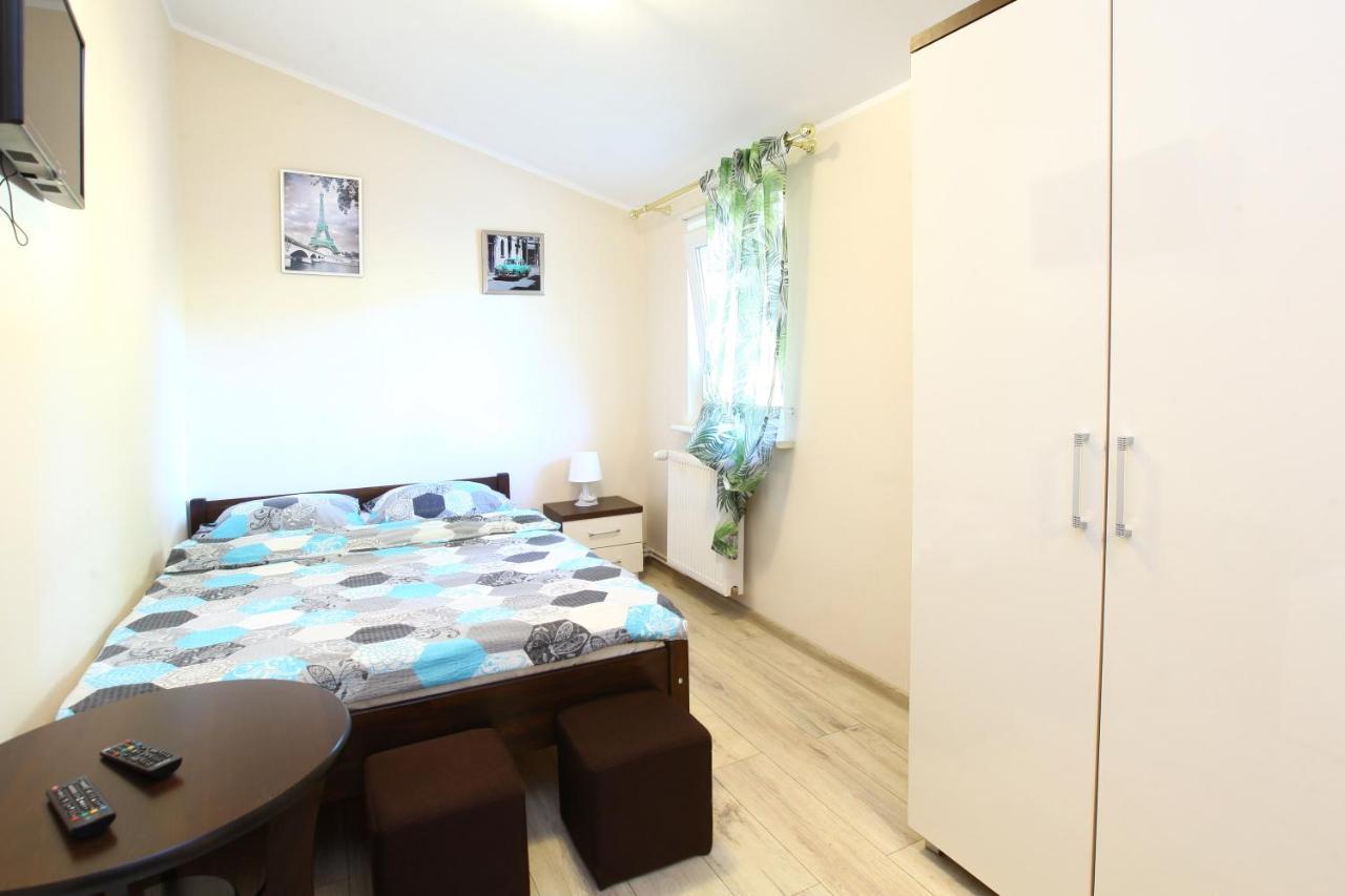 Pod Kasztanem Apartment Lubin  ภายนอก รูปภาพ